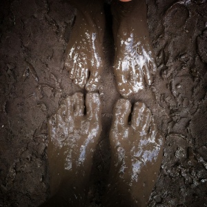 31.07.10 | 027/365:Muddy feet
